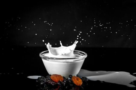 5 Miraculous Benefits of Yogurt for skin and hair