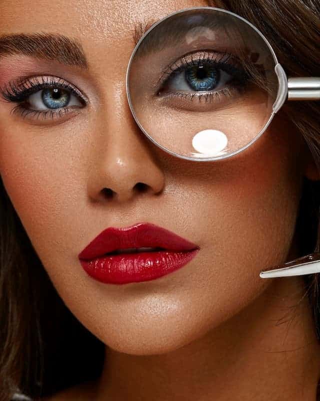 10 Beauty Tips For New Contact Lens Wearers